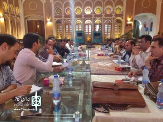نشست هم اندیشی روسای انجمن های نمایش استان یزد برگزار شد