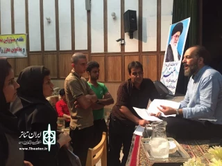 دومین نشست آموزش تئاتر در مهریز برگزار شد