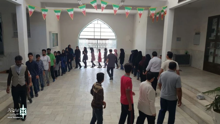 دومین نشست آموزش تئاتر در بافق برگزار شد 2