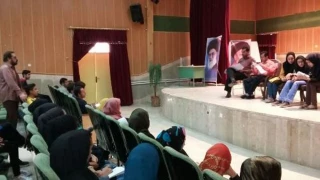 سیزدهمین نشست آموزشی فصل تئاتر در خاتم برگزار شد