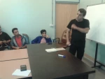 سومین نشست آشنایی با مباحث کاربردی طراحی صحنه در تالار هنر یزد، برگزار شد 2