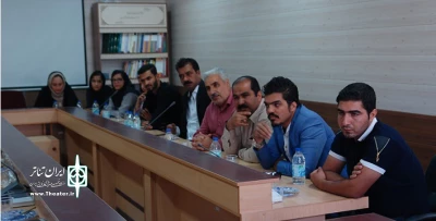 نشست انجمن نمایش و شورای مشورتی تئاتر، با هنرمندان تئاتر بافق برگزار شد
