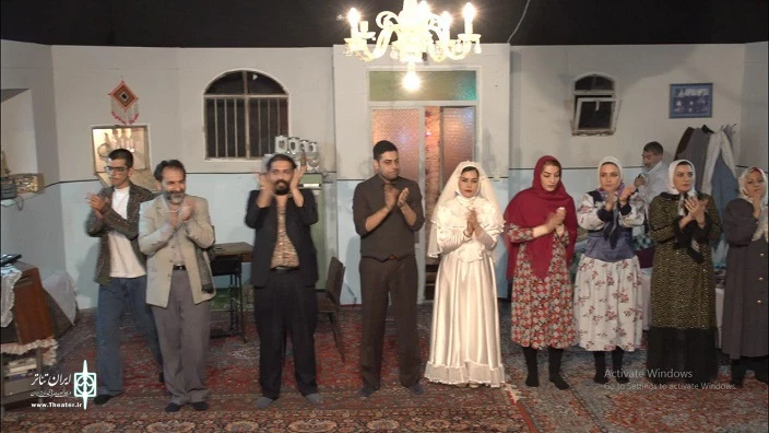 نمایش «قصه ظهر جمعه» در تهران درخشید  2