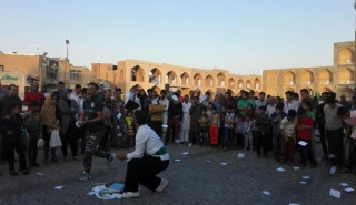 نخستین جشنواره نمایش های خیابانی استان یزد به پایان رسید