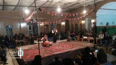 پرده خوانی و تُرنا بازی در ابرکوه یزد اجرا شد