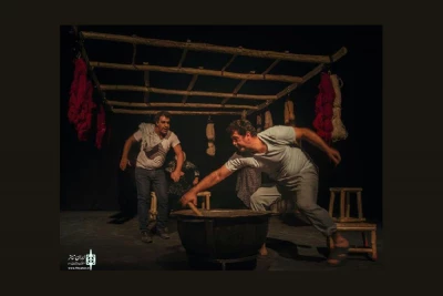 نمایش «زری سلطان» در تالار هنر یزد، روی صحنه است
