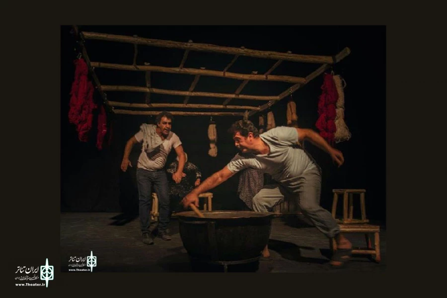 نمایش «زری سلطان» در تالار هنر یزد، روی صحنه است 3