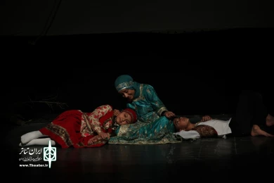 گزارش تصویری از اجرای نمایش «رسم عاشقی آب ها» در جشنواره فجر استانی - یزد