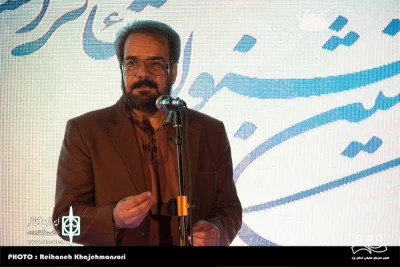 دبیر اجرایی بیست و هفتمین جشنواره تئاتر استان یزد:

به شکستت عاقلانه بیاندیش و احترامش کن