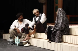 نمایش «خواب در تالار آینه» در یزد روی صحنه است