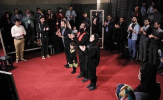 نمایش «آزاد راه» در یزد روی صحنه رفت