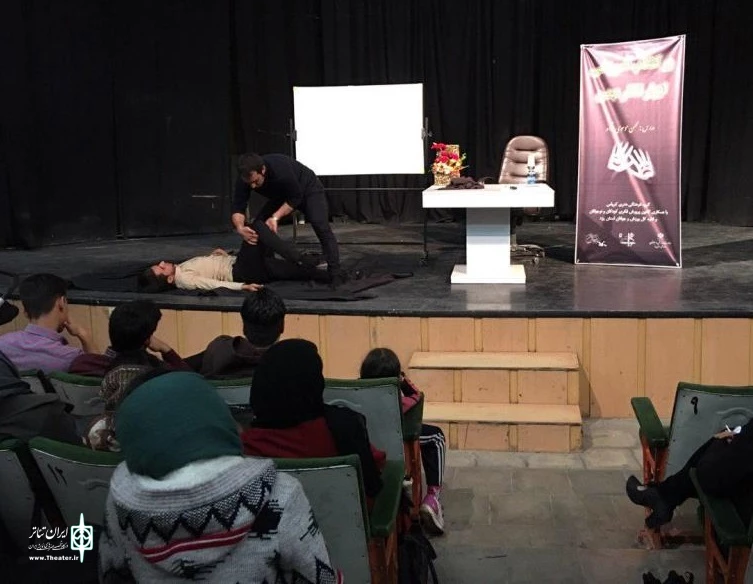 کارگاه «ابزار تئاتر: بدن» در یزد برگزار شد 4