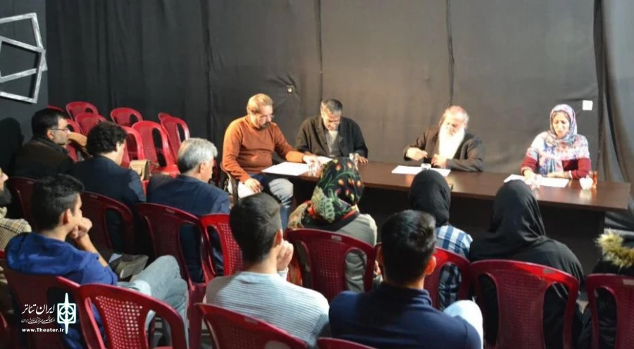نمایش نامه «خواستگاری» در بافق خوانده شد 3