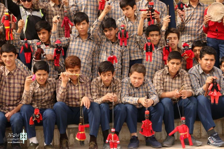 «خیمه شب بازی» همگانی در آموزشگاه های مهریز آغاز شد 2