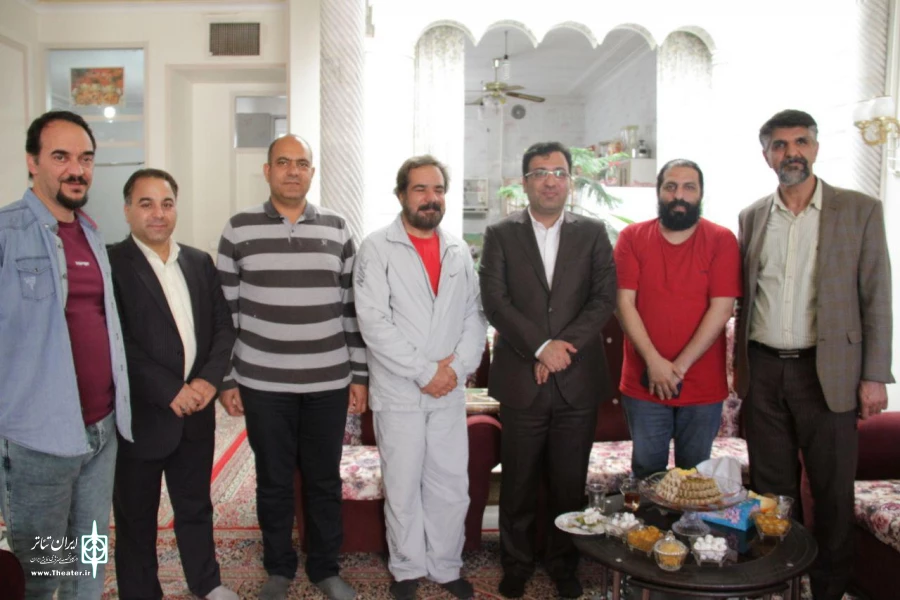 دیدار مدیرکل فرهنگ و ارشاد اسلامی یزد با پیشکسوتان هنر نمایش 2