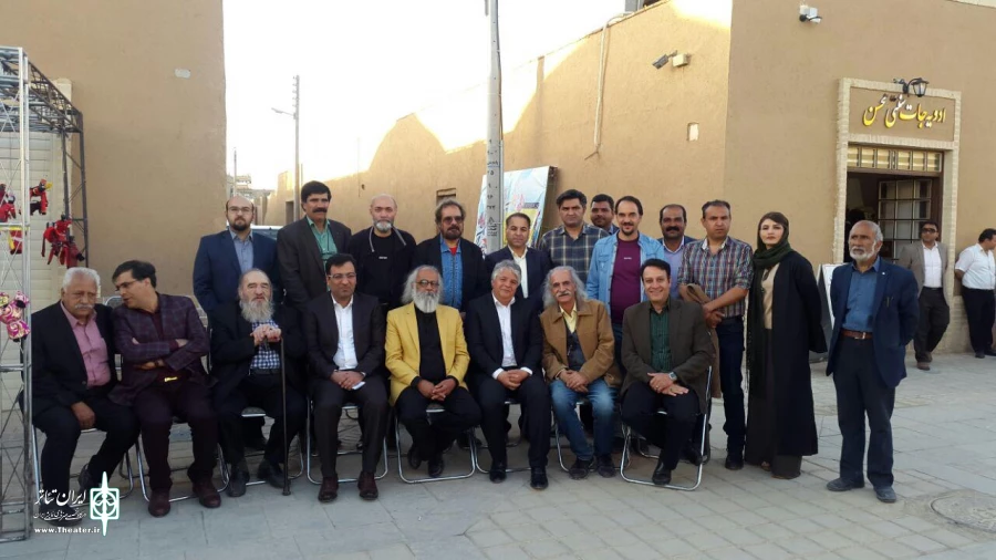 گزارش تصویری از جشن بزرگداشت روز جهانی تئاتر در محل "گذر فرهنگ و هنر" یزد
