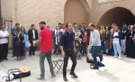 نمایش خیابانی «برو کار می کن» برای میهمانان نوروزی یزد اجرا می شود 2