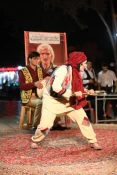 اجرای بانوی نقال یزدی در جشنواره آیین سنتی  4