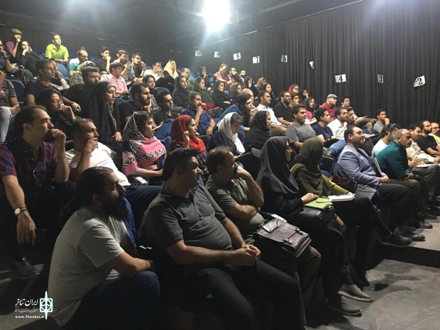 استقبال هنرمندان یزدی از کارگاه مهارت های طراحی صحنه "پیام فروتن" 2