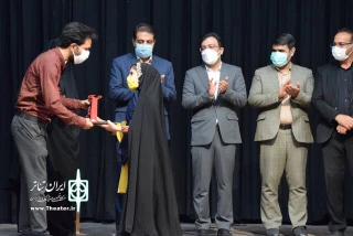 از سوی مدیرکل فرهنگ و ارشاد اسلامی یزد

هنرمندان تئاتر شهرستان ابرکوه تقدیر شدند