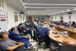 دیدارجمعی از هنرمندان نمایشی با مدیرکل اداره فرهنگ وارشاد اسلامی یزد 4