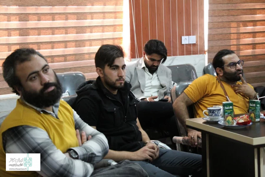 رونمایی از پوسترهای «چهارمین رویداد تئاتر خیابانی میبد»  5