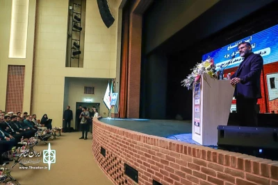 با حضور وزیر فرهنگ و ارشاد اسلامی

تالار مرکزی یزد با دو سالن نمایش مجهز افتتاح شد