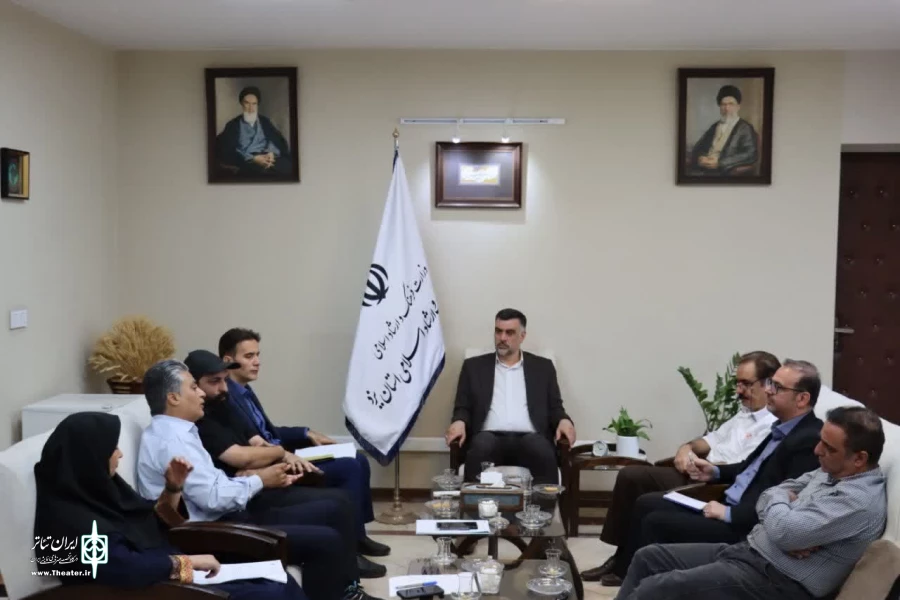 ⁨احمد ندافی به عنوان دبیر سی و پنجمین جشنواره تئاتر استانی یزد انتخاب شد. 6